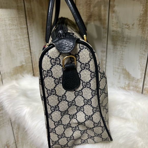 GUCCI GG monogram supreme Large Bag - Picture 6 of 16